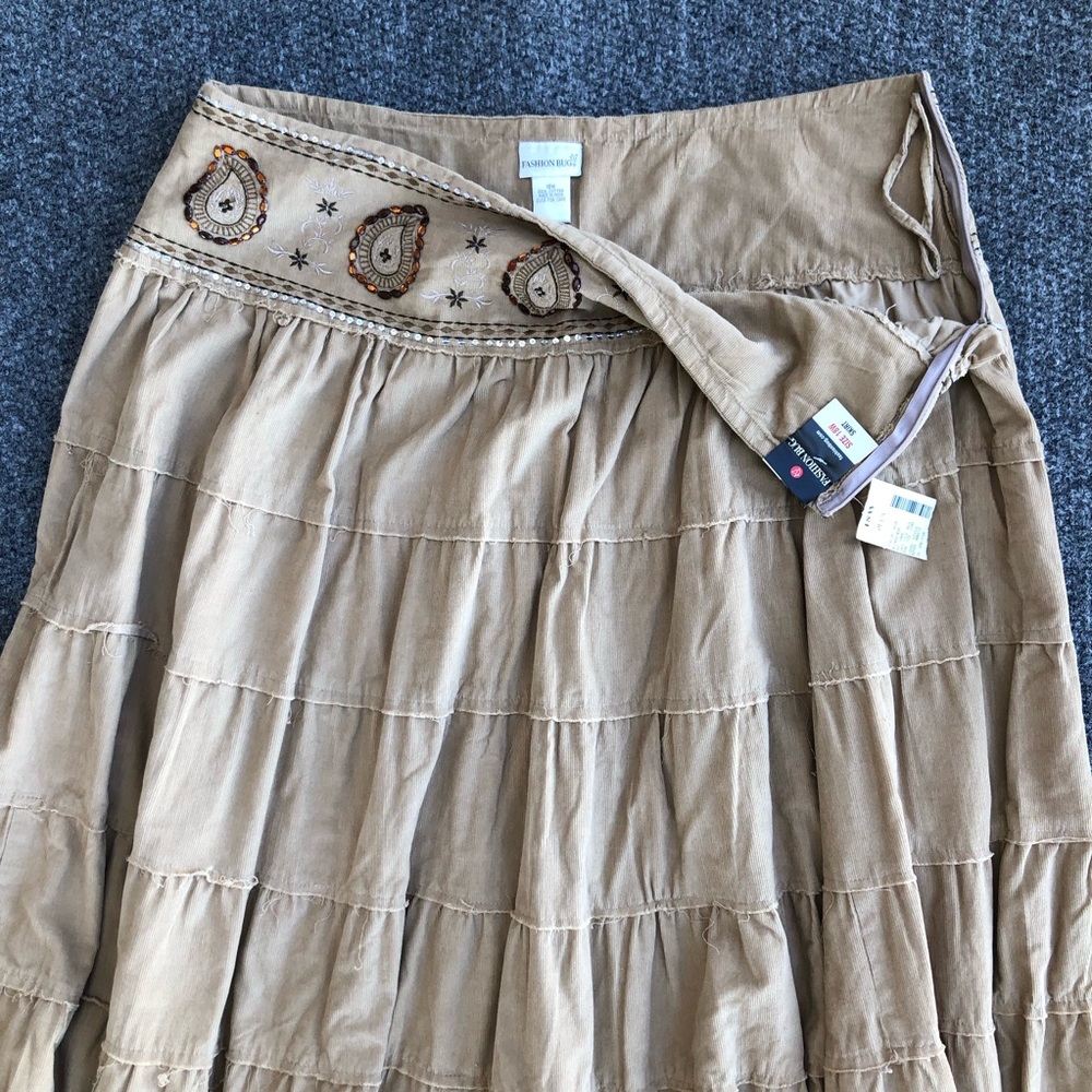 Fashion Bug corduroy tiered embroidered skirt size 18W - Picture 7 of 11